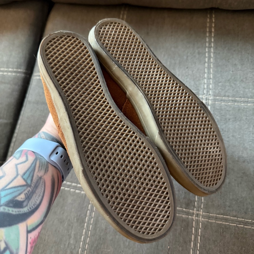 EUC🔥 Vans Authentic Lo Pro Brown Suede - Picture 5 of 6